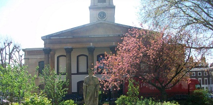 iglesiasantísimatrinidadvuelosalondres